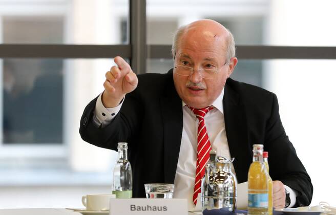 PK IHK Erfurt 01 03 2021 , Erfurt, IHK Erfurt, press conference, industry representatives discuss opening perspectives for safe new start in the picture Dieter Bauhaus president of the IHK Erfurt and chairman of the board Sparkasse Mittelthüringen, Erfurt