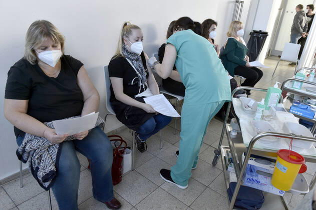 The Vaccination centre at the Brno Exhibition Grounds starts vaccinate the Svazna School teachers with Comirnaty vaccine from Pfizer BioNTech, on Tuesday, March 2nd, 2021. (CTKxPhoto VaclavxSalek) CTKPhotoP202103020836901  sal 01