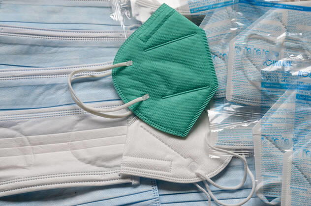 Corona Pandemie, Verkauf von medizinischen und FFP2 Masken Made in China Hamburg Germany