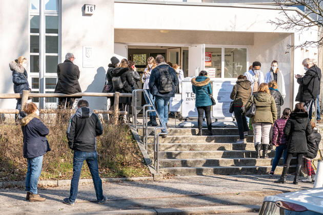 10 03 2021,Berlin,Germany,GER,Test Zentrum Bürger Schnelltest in der Kurt Weiß Sporthalle in der Franzensbader Straße 16 Ortsteil Grunewald Bezirk Wilmersdorf