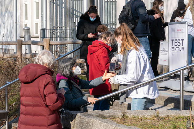 10 03 2021,Berlin,Germany,GER,Test Zentrum Bürger Schnelltest in der Kurt Weiß Sporthalle in der Franzensbader Straße 16 Ortsteil Grunewald Bezirk Wilmersdorf