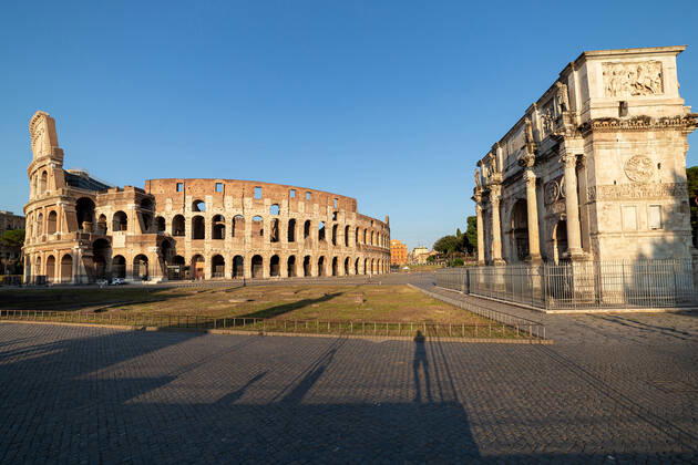 Goden hours on Colosseo and Arco di Costantino without tourists, Rome, Lazio, Italy, Europe LeonardoMangia REDA&CO 1028_14_LEM0006