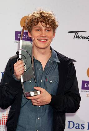 Prizewinner Tim Benzko at the Echo 2012 the German Music Award Prizewinner before the ceremony at the Messe Berlin Copyright: xEventpressxHerrmannx