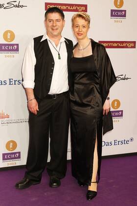 Michael Hirte and wife Jenny at the Echo 2012 the German Music Award on the Red Carpet before the ceremony at the Messe Berlin Copyright: xEventpressxHerrmannx