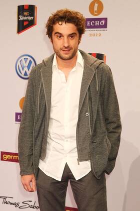 Oliver Wnuk at the Echo 2012 the German Music Award on the Red Carpet before the ceremony at the Messe Berlin Copyright: xEventpressxHerrmannx