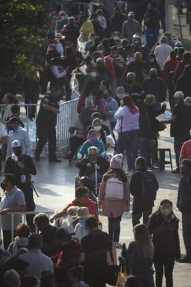 Begins Apply Of Dose Of Sputnik V In Mexico NEZAHUALCOYOTL CITY, MEXICO - MARCH 19: People wait their turn in line to be able to receive a pass and be able to access the vaccination module, where health workers apply the Sputnik V vaccine, during the mass vaccination of the national vaccination program for adults over 60 years old against Covid-19 disease, at Nezahualcoyotl Sports Unit located in municipality of Nezahualcoyotl, State of Mexico. On March 19, 2021 in Nezahualcoyotl City, Mexico. Copyright: xAngelxMoralesxRizox EYEPIXGROUP_AM_19032021_5017
