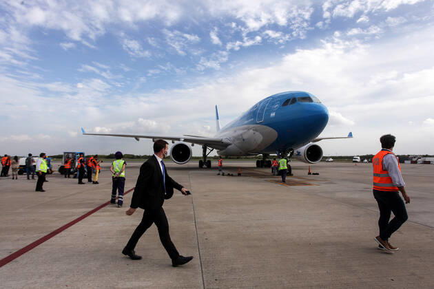 March 22, 2021, Buenos Aires, Buenos Aires, Argentina: An Aerolineas Argentinas flight arrived in the country a new one bringing a new batch of 500,000 doses of the Sputnik V vaccine against the coronavirus. Buenos Aires Argentina - ZUMAs258 20210322_zip_s258_002 Copyright: xCarolxSmiljanx