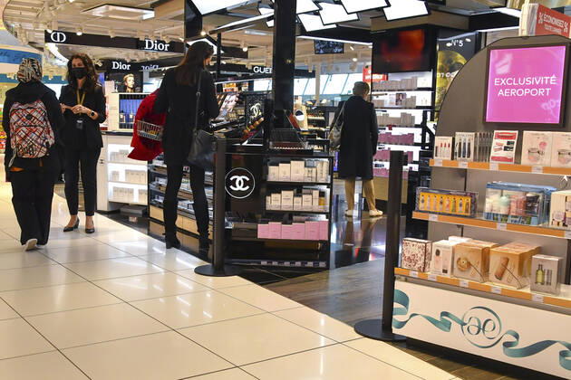 Coronavirus in Frankreich, Eindrücke vom Flughafen in Nizza Aeroport Nice Cote d Azur durant le 3eme Confinement. NEWS : Aeroport Nice Cote d Azur - 3eme Confinement - 25 03 2021 LionelUrman Panoramic 