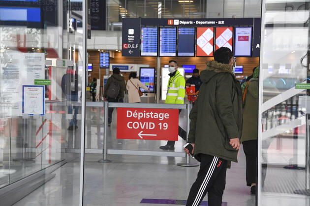 Coronavirus in Frankreich, Eindrücke vom Flughafen in Nizza Aeroport de Paris Orly, 3eme Confinement. NEWS : Aeroport Nice Cote d Azur - 3eme Confinement - 25 03 2021 LionelUrman Panoramic 