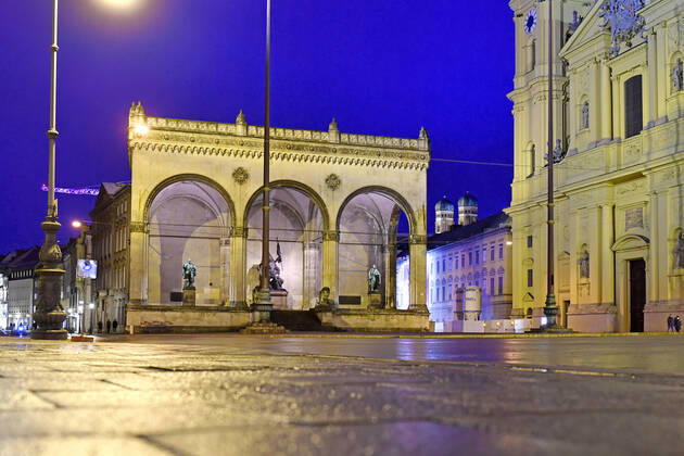 Theme image Is the bridge lockdown coming to break the third wave Deserted Odeonsplatz in Munich with Feldherrnhalle and Theatiner church on 06 04 2021 Night curfew,curfew,night shot,