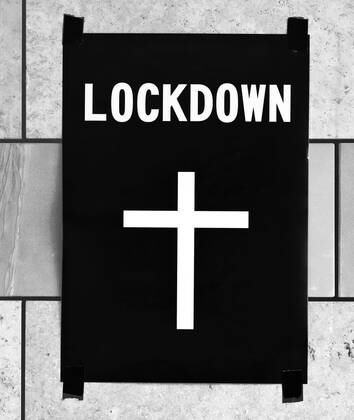 Poster death cross on wall, lockdown, shutdown, Corona crisis, Stuttgart, Baden Württemberg, Germany, Europe Copyright: imageBROKER/MichaelxWeber ibximw06719559