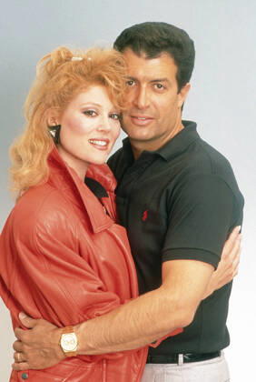 Audrey Landers with husband Donald Berkowitz Audrey Landers with husband Donald Berkowitz visiting Hamburg, Germany 1988 , Hamburg Hamburg Germany Copyright: FrankxHempel Nur redaktionelle Nutzung. Editorial usage only. UnitedArchives08788025_04 EDITORIAL USE ONLY