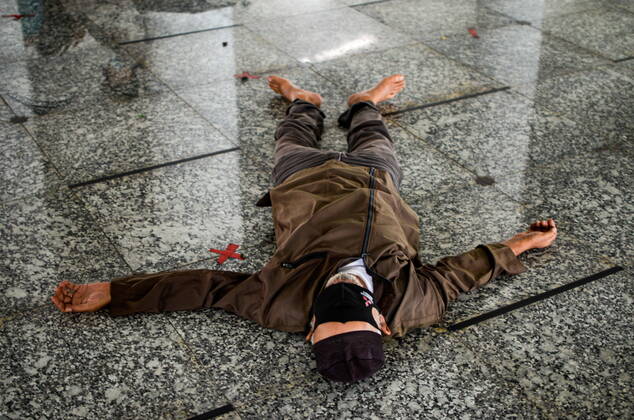 April 13, 2021, Palembang, South Sumatra, Indonesia: April 13, 2020, Palembang, South Sumatra, Indonesia : Muslims rest after praying during the holy month of Ramadan at the Great Mosque of Sultan Mahmud Badaruddin I Jayo Wikramo on April 13, 2021.Muslims around the world celebrate the holy month of Ramadan by praying during the night time and abstaining from eating, drinking, and sexual acts during the period between sunrise and sunset. Palembang Indonesia - ZUMAz115 20210413_zip_z115_002 Copyright: xALxZulkiflix