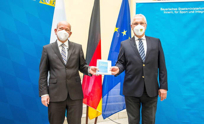 April 19, 2021, Munich, Bavaria, Germany: The Bavarian Verfassungsschutz (Secret Service, Office for the Protection of the Constitution) released the 2020 report detailing threats to the state of Bavaria and the country. Over the past year, conspiracy theorists, new age and wellness extremists, right-extremists, and various enemies of democracy have taken a leading role against the German state and society, with imagery such as the August 2020 storming of the Reichstag and May 2020 3,000 Corona rebels demonstrating at Marienplatz in Munch associated with it. Numerous participants in that storming come from the Bavarian scene and are radicalizing at increasing rates. Munich Germany - ZUMAb160 20210419_zbp_b160_047 Copyright: xSachellexBabbarx