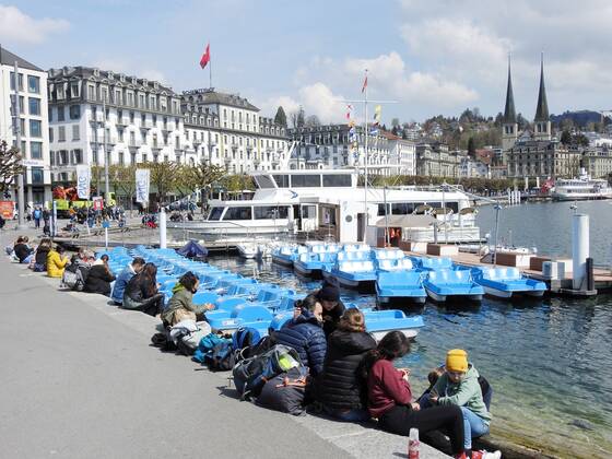 photo Manuel Geisser 19 04 2021 Corona pandemic tourism industry picture tourists at the lake city Lucerne