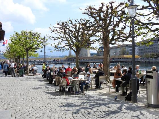 Photo Manuel Geisser 19 04 2021 Corona Pandemic Picture Restaurants with outdoor area can serve guests again City of Lucerne