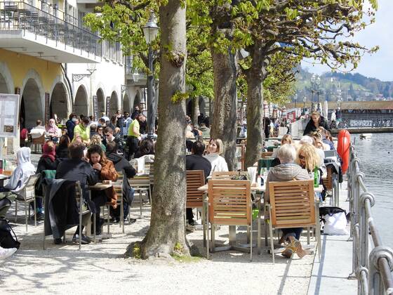 Photo Manuel Geisser 19 04 2021 Corona Pandemic Picture Restaurants with outdoor area can serve guests again City of Lucerne