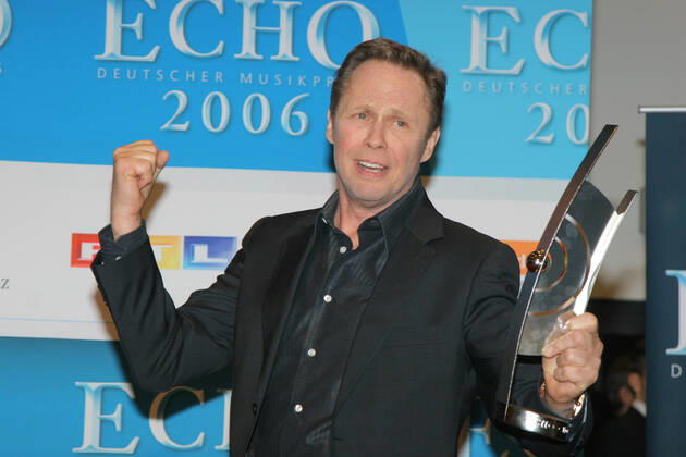 Echo Awards 12 03 2006 Saenger Peter Kraus, prize winner, at the Echo Awards ceremony, at the Hotel Estrel, Sonnenallee 225, Berlin 12 03 2006