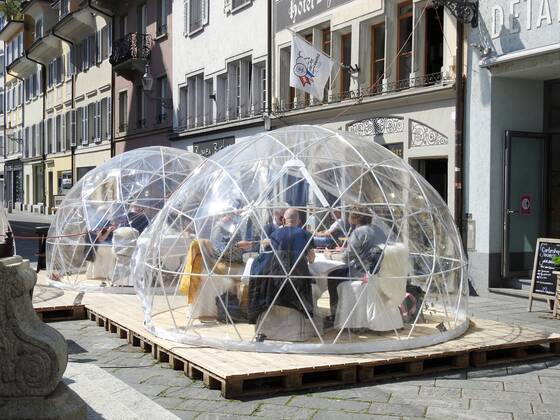 Photo Manuel Geisser 23 04 2021 Covit 19 Gastrobranche,Gastrobetriebe Lockdown , Creative ideas needed Picture Igloo garden in front of a restaurant Lucerne