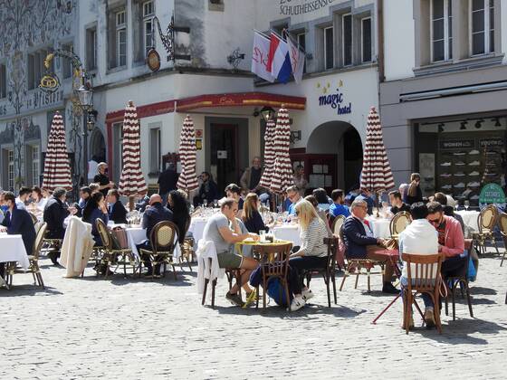 Photo Manuel Geisser 23 04 2021 Corona Pandemic Picture Restaurants with outdoor area can serve guests again City of Lucerne