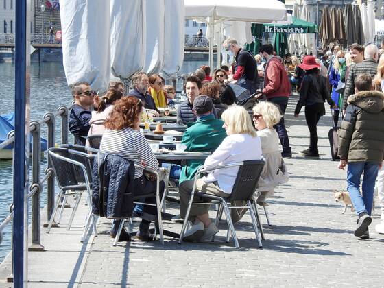 Photo Manuel Geisser 23 04 2021 Corona Pandemic Picture Restaurants with outdoor area can serve guests again City of Lucerne