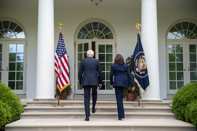 United States Vice President Kamala Harris and US President Joe Biden walk away after he gave remarks on the new Covid-19 Centers for Disease Control mask guidelines in the Rose Garden, at the White House in Washington, DC on Thursday, May 13, 2021. Fully vaccinated people no longer need to wear a face mask or stay six feet away from others in most settings, whether outdoors or indoors, the Centers for Disease Control and Prevention said in updated public health guidance released Thursday. Copyright: xPoolxviaxCNPx MediaPunchx