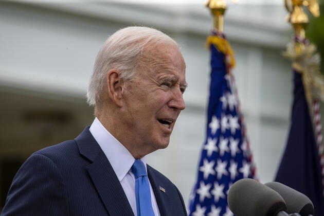 United States President Joe Biden gives remarks on the new Covid-19 Centers for Disease Control mask guidelines in the Rose Garden, at the White House in Washington, DC on Thursday, May 13, 2021. Fully vaccinated people no longer need to wear a face mask or stay six feet away from others in most settings, whether outdoors or indoors, the Centers for Disease Control and Prevention said in updated public health guidance released Thursday. Copyright: xPoolxviaxCNPx MediaPunchx