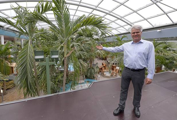 18 05 2021, Bad Wörishofen, 300 days in the Corona lockdown, the spa in Bad Wörishofen uses the time without guests to realize extensive renovations and new buildings In the picture, managing di