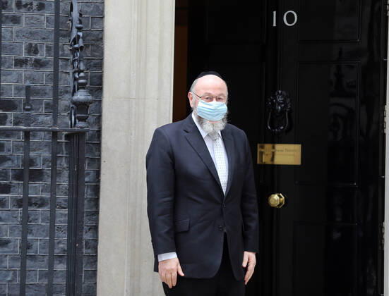 May 20, 2021, London, England, United Kingdom: Chief rabbi of the UK and Commonwealth EPHRAIM MIRVIS arrives at 10 Downing Street to meet with UK Prime Minister Boris Johnson. London United Kingdom - ZUMAs262 20210520_zip_s262_084 Copyright: xTayfunxSalcix