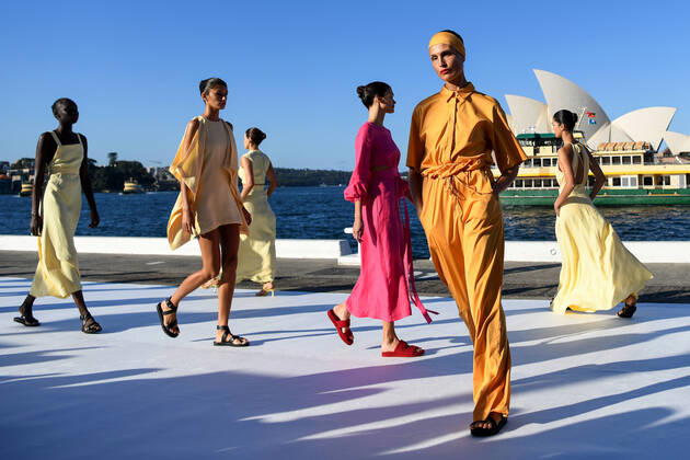 Bilder des Jahres 2021, Entertainment 05 Mai Entertainment Bilder des Tages AUSTRALIAN FASHION WEEK 2021, Models walk the runway during the Bondi Born show during Australian Fashion Week 2021, Sydney, Monday, May 31, 2021. ( NO ARCHIVING, EDITORIAL USE ONLY, NO USE IN BOOKS WITHOUT CONSENT SYDNEY NSW AUSTRALIA Copyright: xBIANCAxDExMARCHIx 20210531001546396517