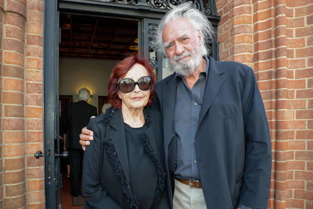 Achim Wolff, Brigitte Grothum at the funeral service for Horst Pillau in the Ev Kirche zum Heilsbronnen, Berlin
