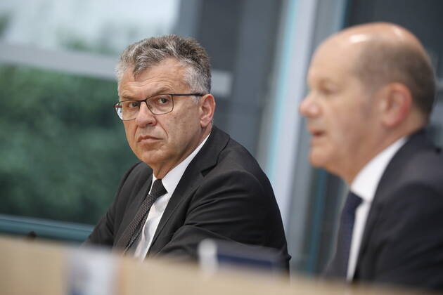 State Secretary Werner Gatzer, BMF, Federal Minister of Finance Olaf Scholz, Germany, Berlin, Federal Press Conference, Topic Government Draft for the Federal Budget 2022 and the Financial Plan until 2025