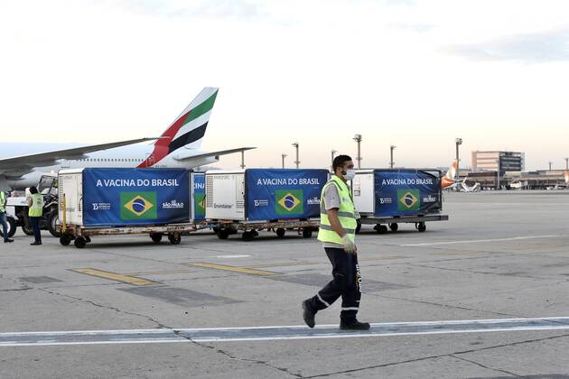 June 26, 2021: Arrival of 6,000 liters of API (Active Pharmaceutical Ingredient) at Guarulhos International Airport, in Sao Paulo state, this Saturday (26), .The inputs will allow the Butantan Institute to manufacture around 5 million doses of the Coronavac vaccine against Covid-19..The landing was accompanied by the governor Joao Doria. - ZUMAl146 20210626_zaf_l146_008 Copyright: xPauloxLopesx
