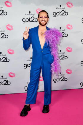 got2b Make up Launch Event Riccardo Simonetti on the red carpet at the got2b Make up Launch Event at the Michelberger Hotel in Berlin Copyright: xEventpressxGolejewskix