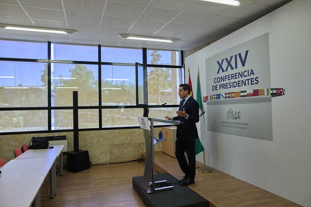 The President of the Junta de Andalucia, Juanma Moreno, gives a conference in the Aulario del Convento de San Esteban after the celebration of the XXIV Conference of Presidents, on 30 July 2021, in Salamanca, Castilla y Leon (Spain). The three main topics discussed at this extraordinary meeting, the highest political body for multilateral coordination, were the current situation of the COVID-19 pandemic, economic recovery, the distribution of European funds and the demographic challenge. The 24th Conference of Presidents has been marked mainly by the Catalan President s approach to this meeting and by the complaints of some Autonomous Communities, mainly from the PP, about the format of this meeting, criticising the fact that the head of Copyright: xJesusxHellinx 3862242