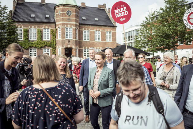 Prime Minister Mette Frederiksen S is visiting Torvet in Silkeborg on Saturday 14 August 2021, Silkeborg Denmark Copyright: MichaelDrost-Hansen,xmichaeldrosthansen@icloud.comxwww.michaeldrosthansen.com MichaelxDrost-Hansenx COP105 spdk20210814-115039-L