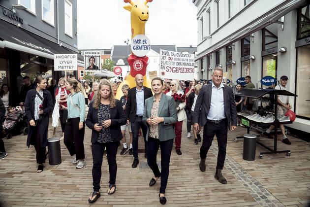 Prime Minister Mette Frederiksen S is visiting Torvet in Silkeborg on Saturday 14 August 2021, Silkeborg Denmark Copyright: MichaelDrost-Hansen,xmichaeldrosthansen@icloud.comxwww.michaeldrosthansen.com MichaelxDrost-Hansenx COP105 spdk20210814-120234-L