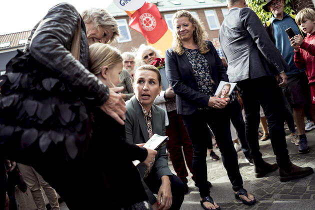 Prime Minister Mette Frederiksen S is visiting Torvet in Silkeborg on Saturday 14 August 2021, Silkeborg Denmark Copyright: MichaelDrost-Hansen,xmichaeldrosthansen@icloud.comxwww.michaeldrosthansen.com MichaelxDrost-Hansenx COP105 spdk20210814-120329-L