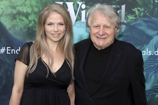 Peter Urban with wife Laura at the premiere of Wicked The Musical at Stage Theater Neue Flora Hamburg, 05 09 2021 Foto:xgbrcix xFuturexImage