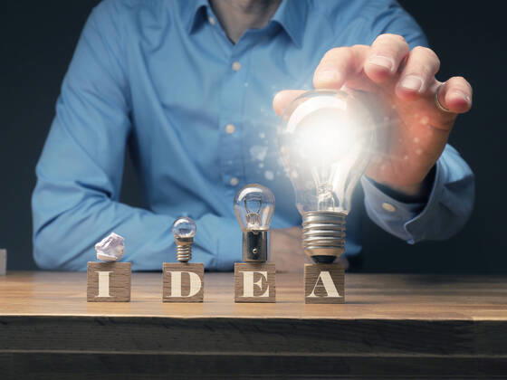 ideas,idea,inspiration,vision,brainstorming,inspirations,visionary,visions ly0-m58 ,model released, Symbolfoto