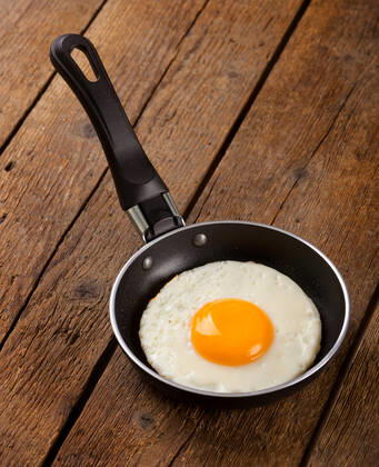 fried egg,fried eggs 1un-gtd