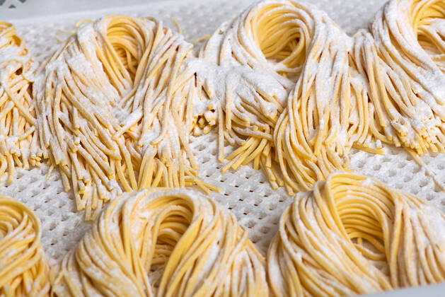 spaghetti,bundles,dough,spaghettis,bundle,doughs 3ro-h0x