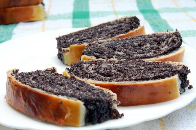IMAGO Creative: Food, Mohn poppy seed cake, 11.10.2020, Copyright: xNikoletaVukovicx Panthermedia21334016