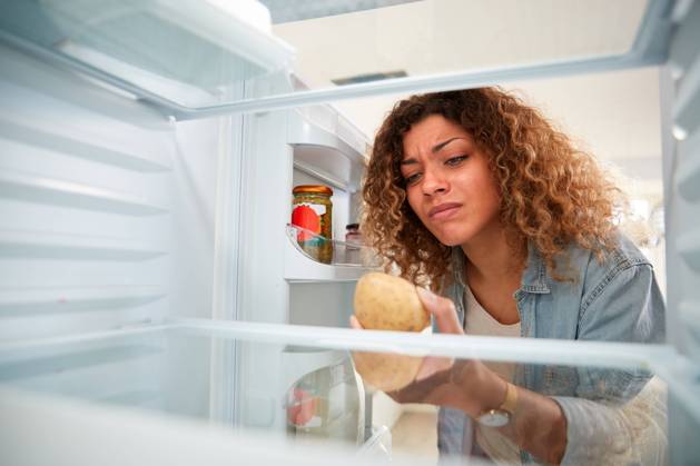 empty,unhappy,refrigerator,empties,unhappies,fridge,refrigerators mmq-zca ,model released, Symbolfoto
