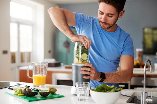 blender,detox,green smoothie,blenders mmq-zed ,model released, Symbolfoto