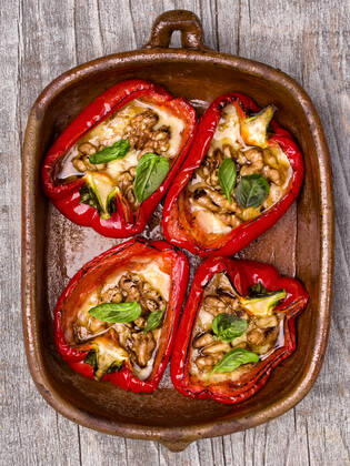 vegetarian,baked meal,stuffed peppers,vegetarians,baked meals mpd-i89