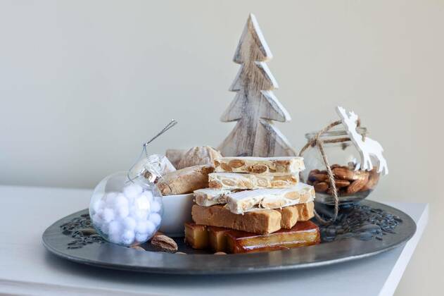 Turron, mantecados and polvorones, typical spanish christmas sweets, 12.10.2020, Copyright: xsupercatx Panthermedia22444167