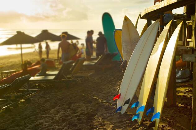  Bali surfers rental of surfboards, 12.10.2020, Copyright: xjoytx Panthermedia22946749