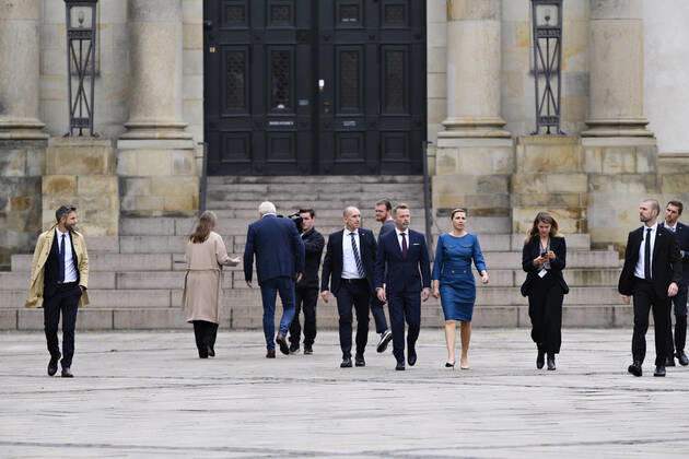 Prime Minister Mette Frederiksen S and her husband Bo Tengberg arrive for worship in connection with the opening of the Folketing in Christiansborg Castle Church in Copenhagen on Tuesday 5 October 2021, Copenhagen Denmark Copyright: PhilipxDavali PhilipxDavalix cop102 spdk20211005-185448-L