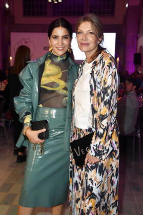 Chryssanthi Kavazi and Ursula Karven at the presentation of the 4 Iconista Award 2021 at the Stadtbad Oderberger Berlin, 14 10 2021 Foto:xN.xKubelkax xFuturexImage